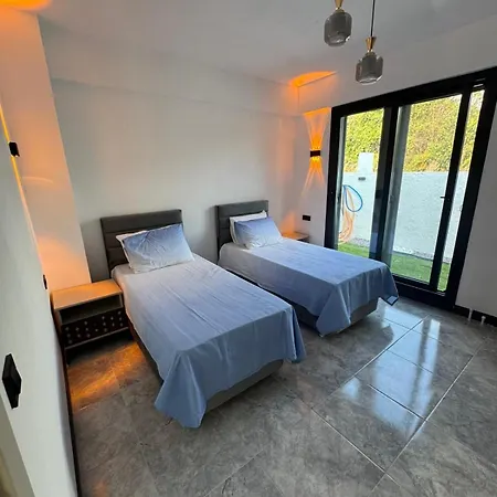 Tugba Luxury