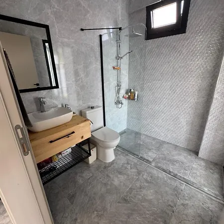 Вилла Tugba Luxury Beyciler