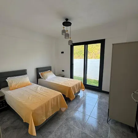 Tugba Luxury *