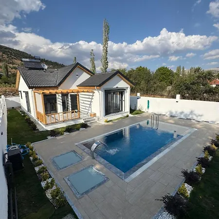 Tugba Luxury