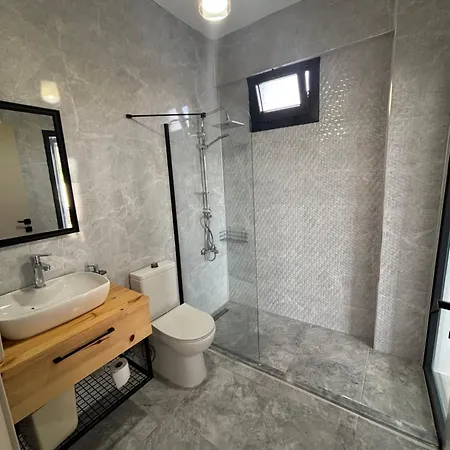 Tugba Luxury